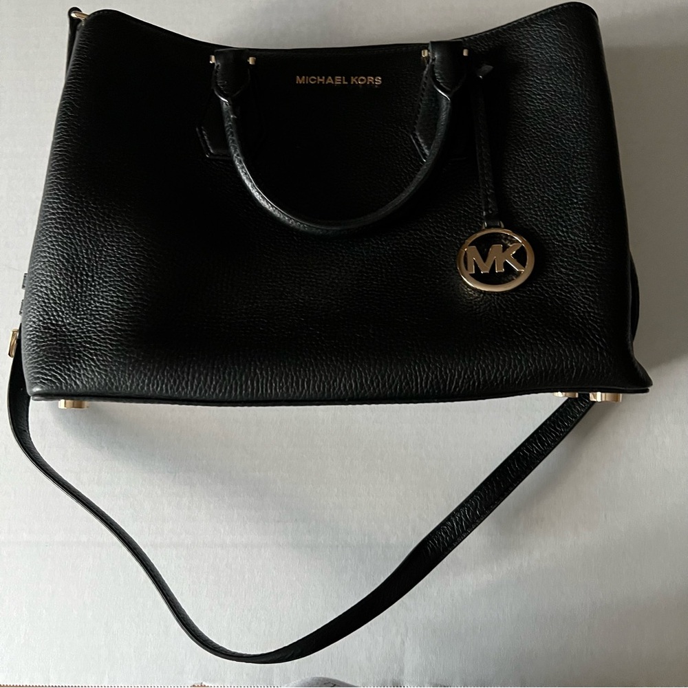 MICHAEL KORS leather bag